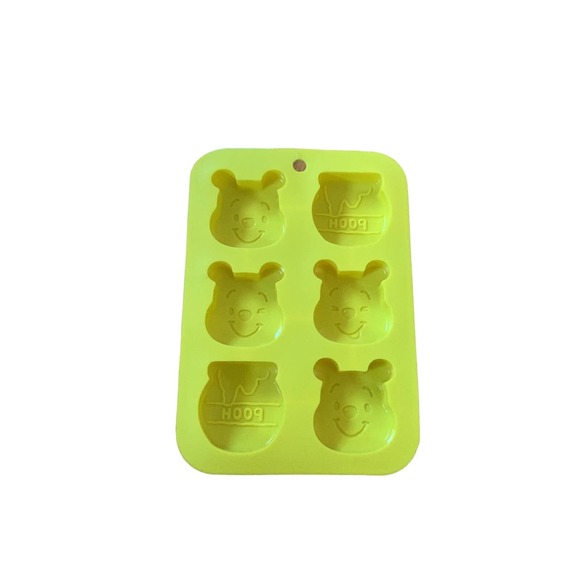 DISNEY WINNIE THE‎ POOH SILICONE MOLD - Picture 2 of 2